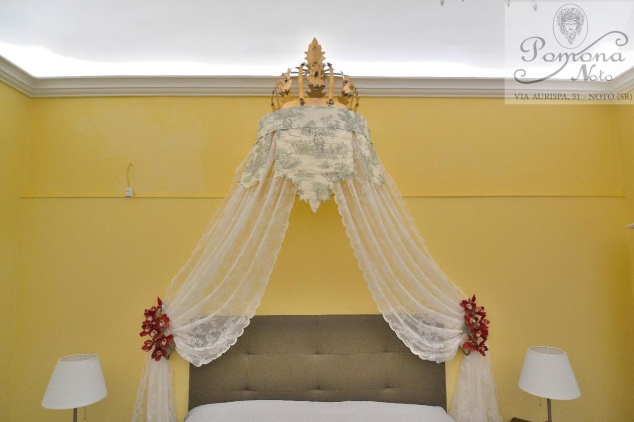 Pomona Noto Villa ภายนอก รูปภาพ