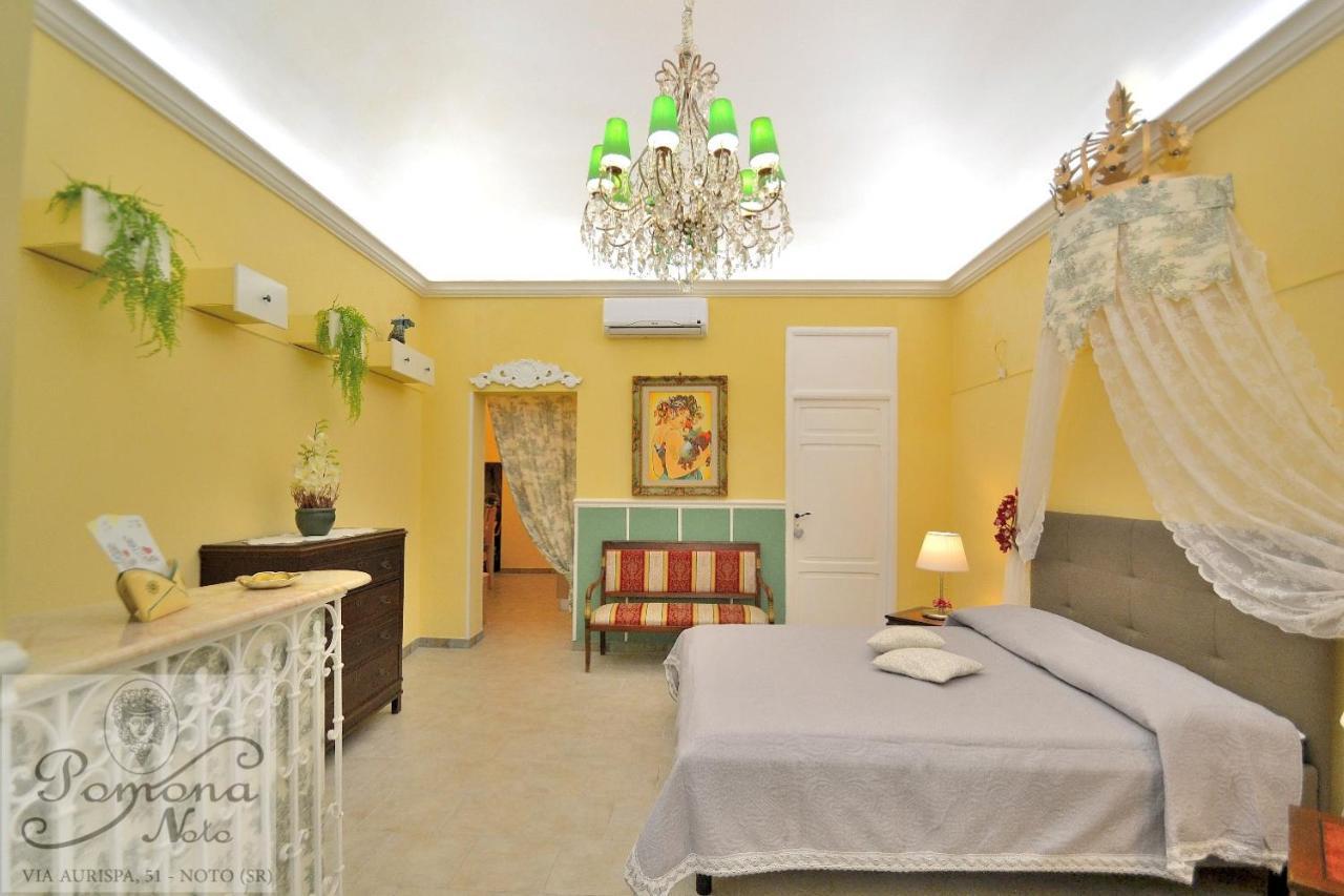 Pomona Noto Villa ภายนอก รูปภาพ